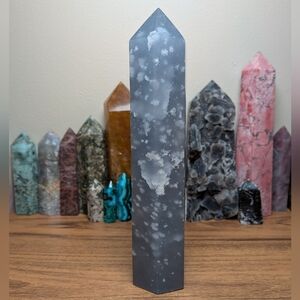 Angelite Crystal Tower - Large Snowflakes